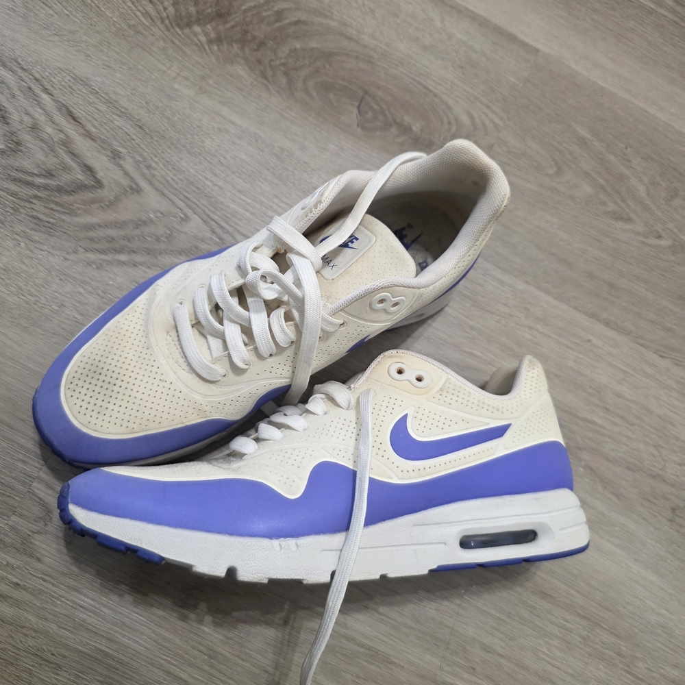 Nike Cream and Purple Sneakers